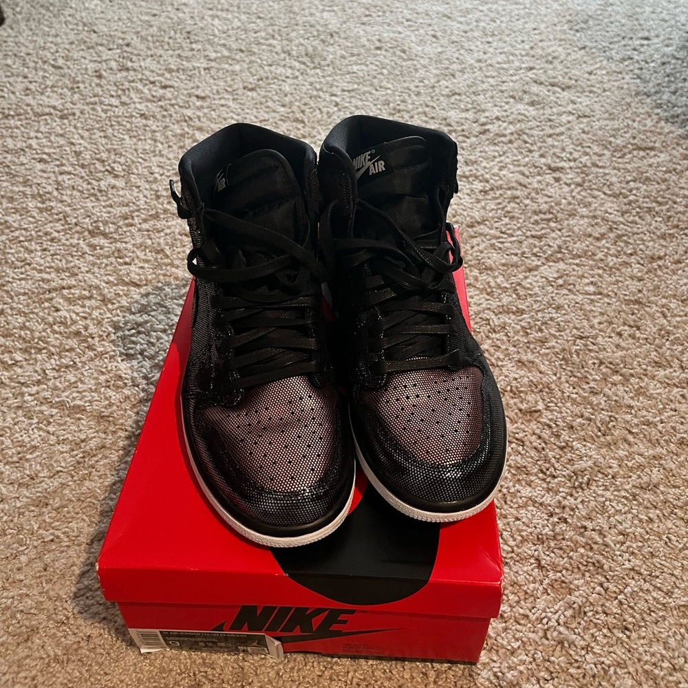 Air Jordan 1 HI OG Fearlesss